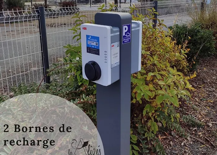 مكان تخييم Les Alizes 3*